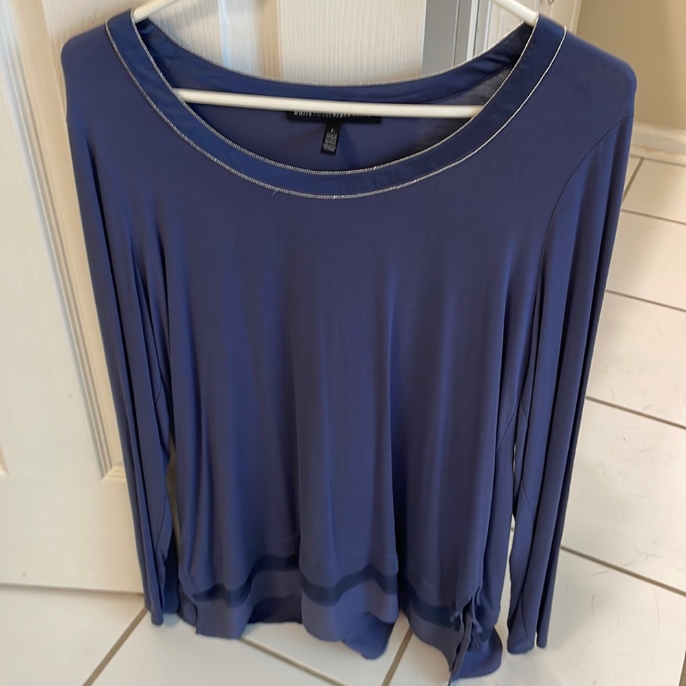 Women’s White House Black market top